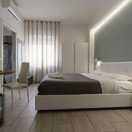 Zaro Suites B&B Catanzaro Bagian luar foto