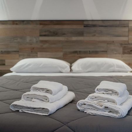 Zaro Suites B&B Catanzaro Bagian luar foto