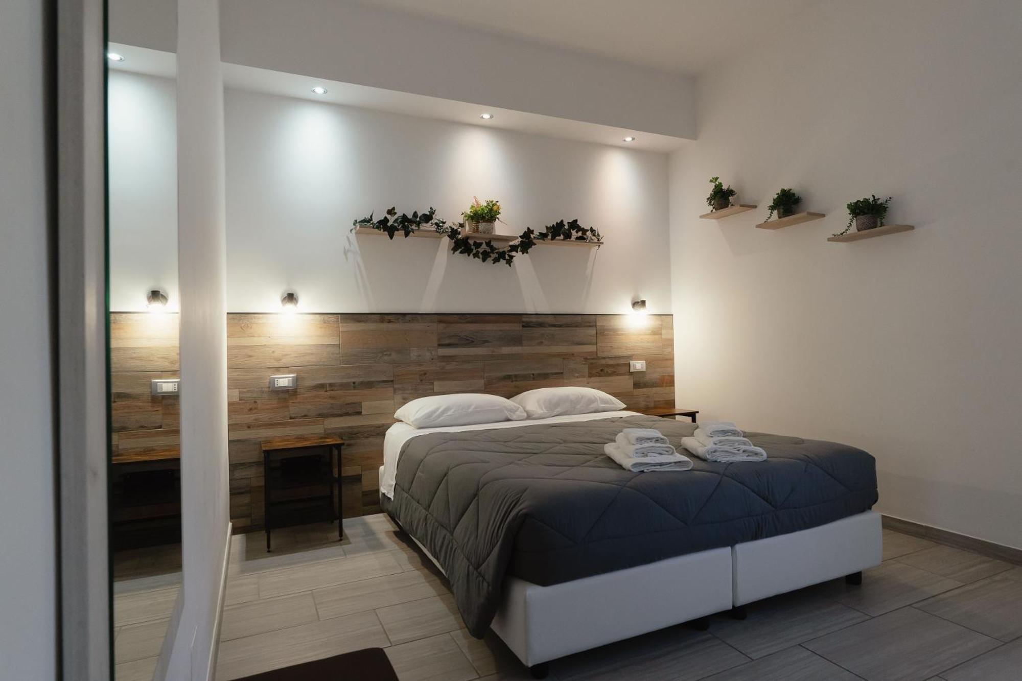 Zaro Suites B&B Catanzaro Bagian luar foto