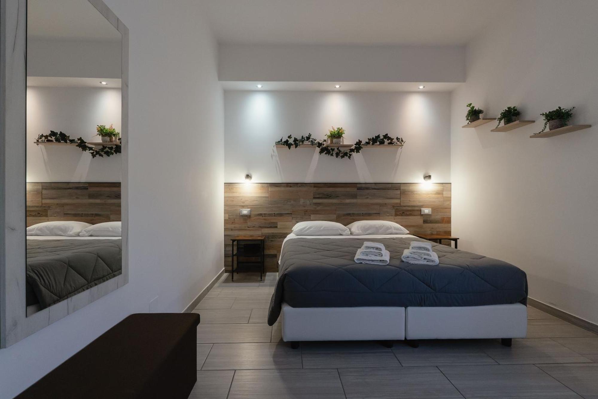 Zaro Suites B&B Catanzaro Bagian luar foto