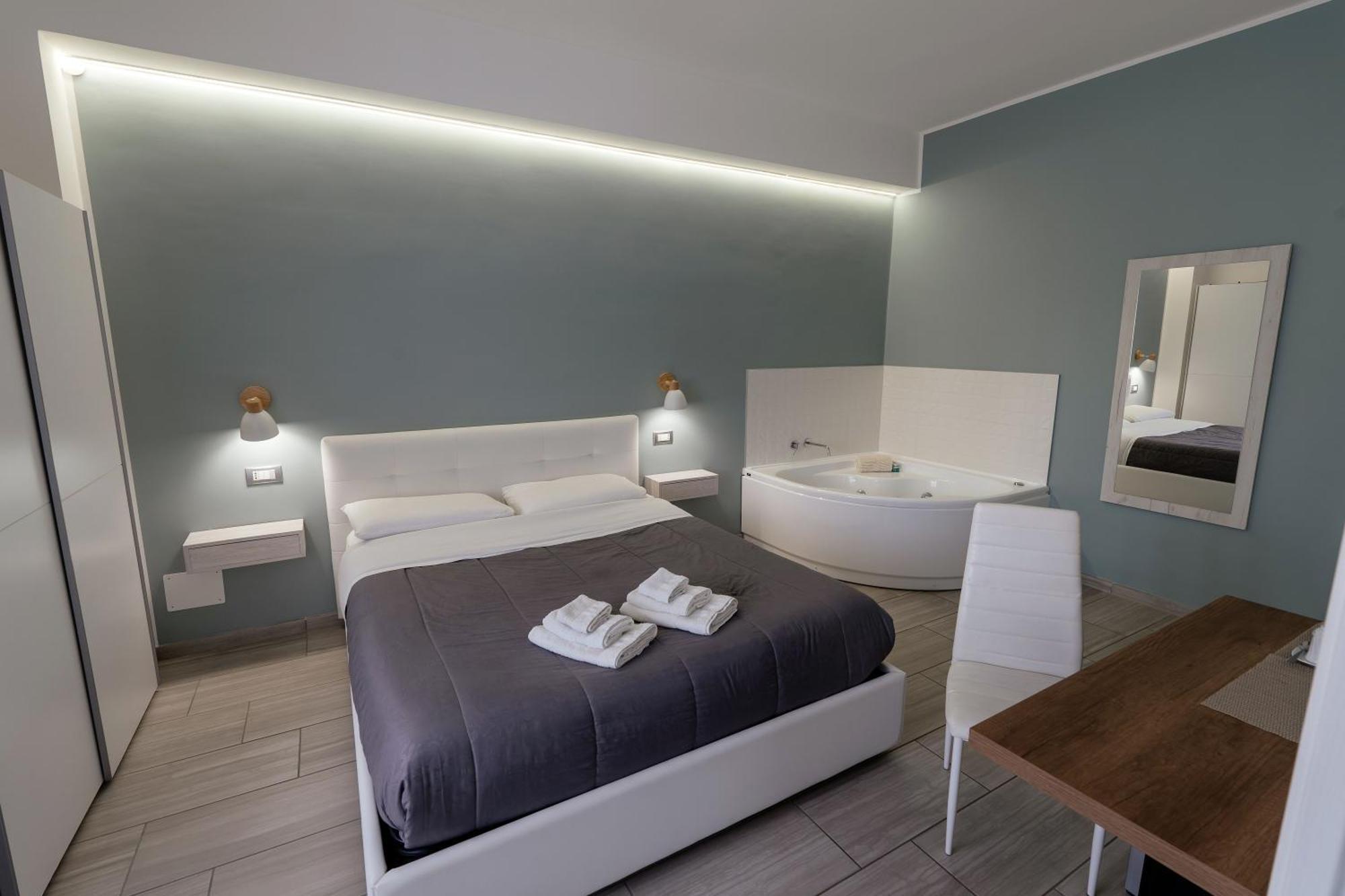 Zaro Suites B&B Catanzaro Bagian luar foto